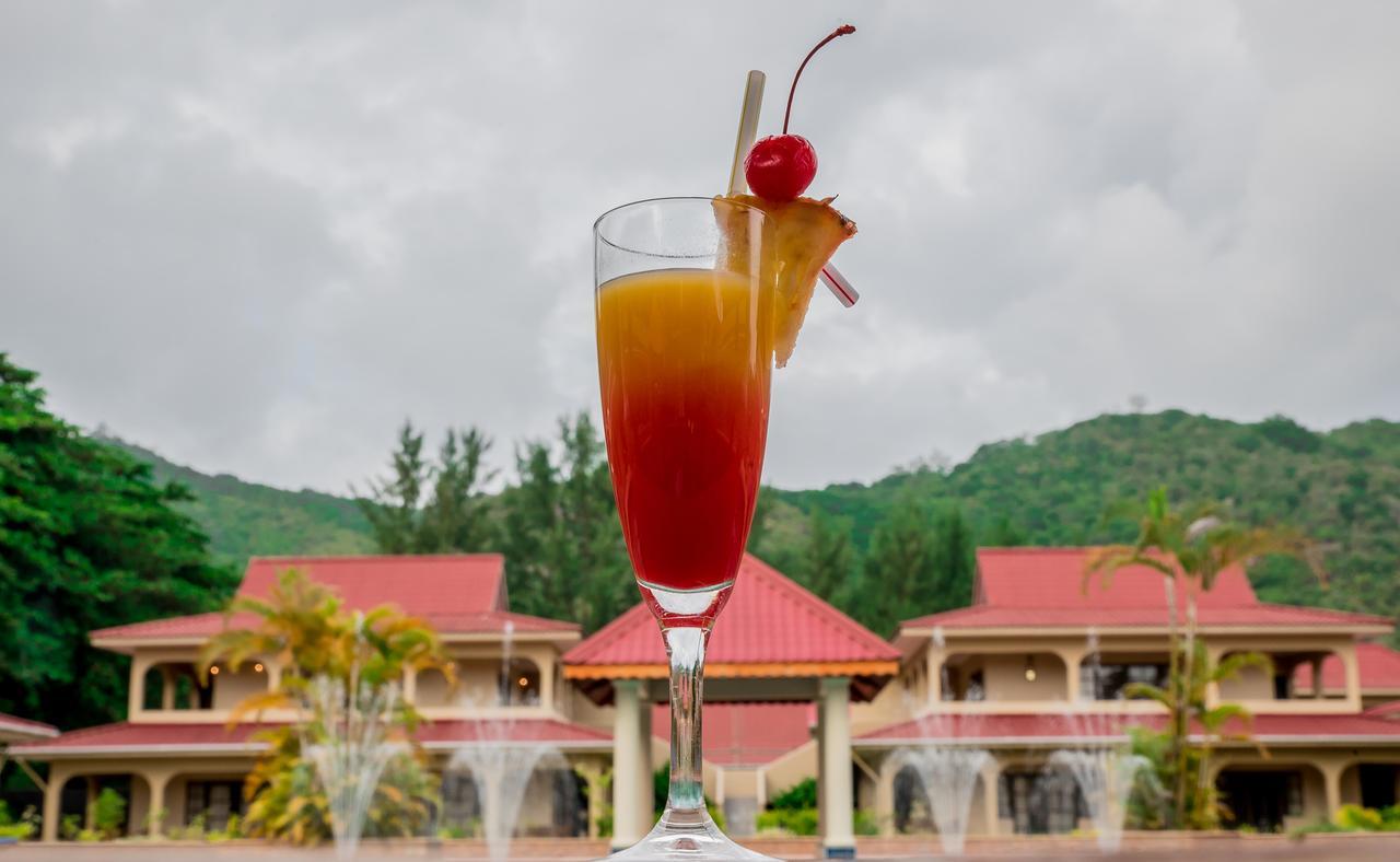 Oasis Hotel Restaurant & Spa Grand Anse  Exteriör bild