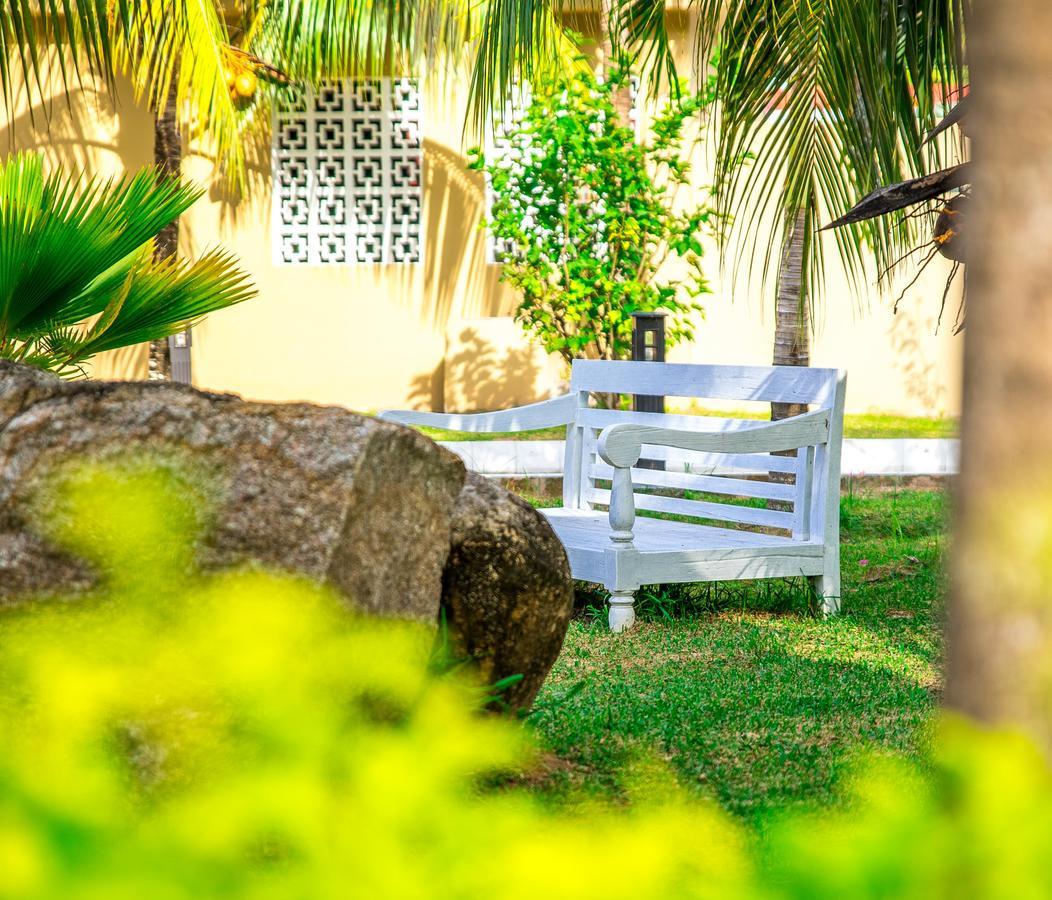 Oasis Hotel Restaurant & Spa Grand Anse  Exteriör bild